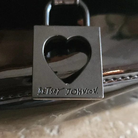 Betsy Johnson Black Crossbody Bag - Picture 2 of 16